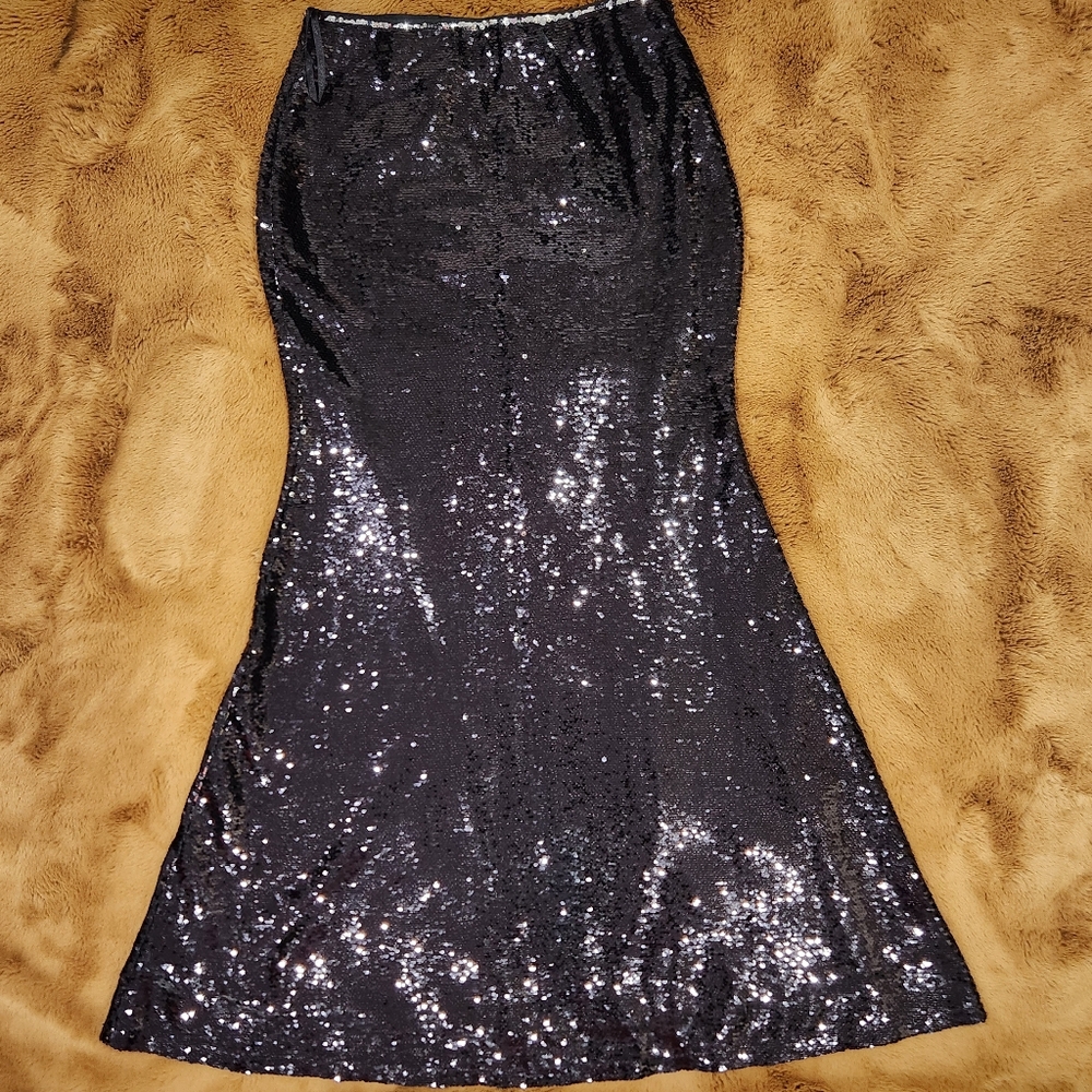 😍 Lucy Paris, Large Long Black Formal Sequence  Maxi Skirt
